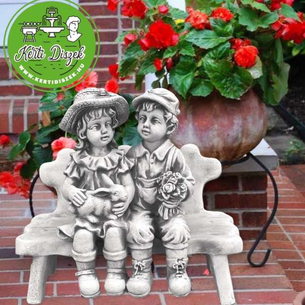 Padon gyermekek szobor