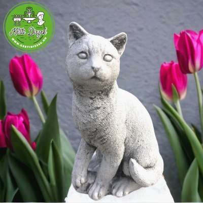 Eladó macska szobor