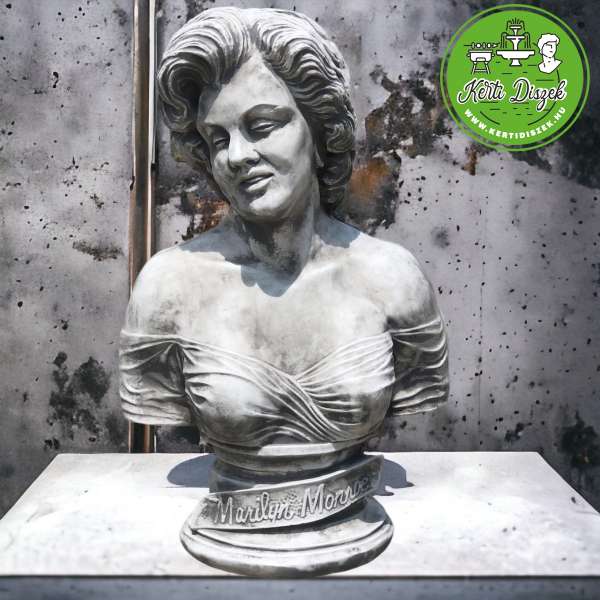 Merilin Monro mellszobor