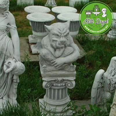 gargoyle szobor