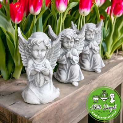 Temetői angyal szobrok