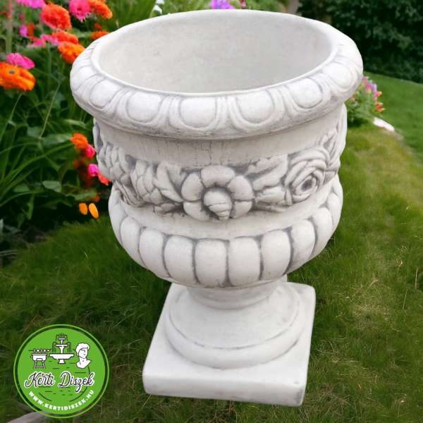 Talpas díszes kerti virágtartó