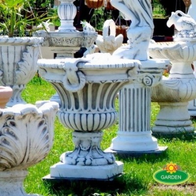 Virágtartó kaspó oroszlánfejes