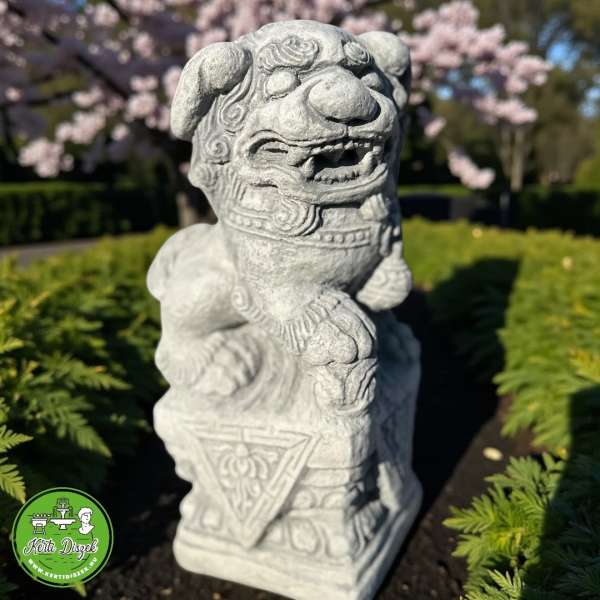 Kínai kapuőrző szobor