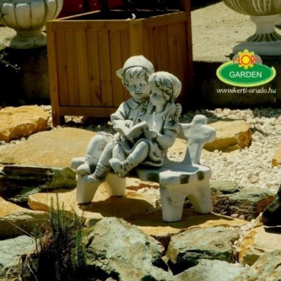Kerti szobor pados gyerekek