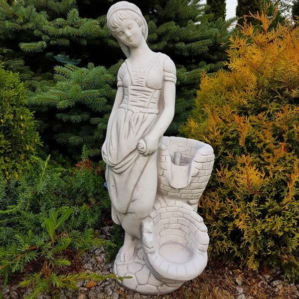 Bajor lány csobogó vízköpő