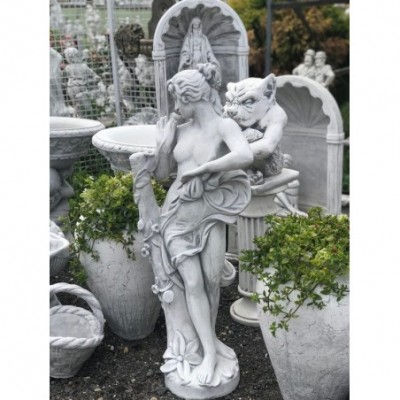 szobor különlegesség