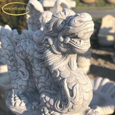 Sárkány kerti dísz