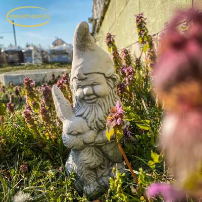 Húsvéti kerti dekoráció törpe szobor