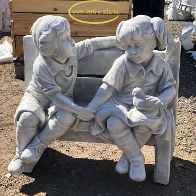 Romantikus ajándék szobor szerelmesek