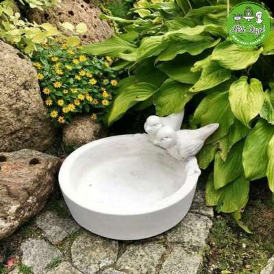 Madáritató kőből